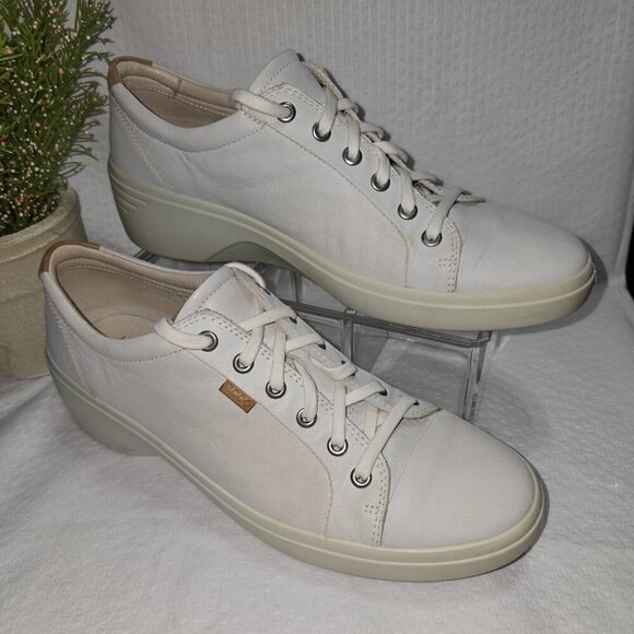 ECCO CAP WEDGE SNEAKER SHOES WOMENS WHITE LEATHER COMFORT SIZE EURO 42 (11) - Picture 1 of 9